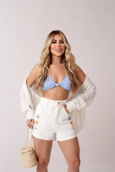 Imagem de SHORTS JEANS BORDADO